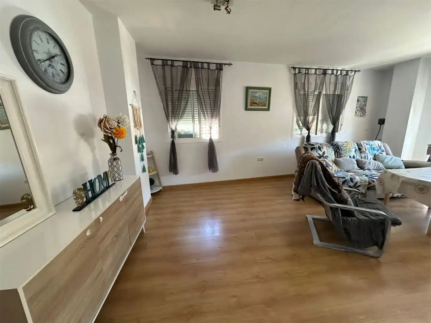 Sala de estar de Piso en venta en Riogordo con Aire acondicionado, Parquet y Microondas