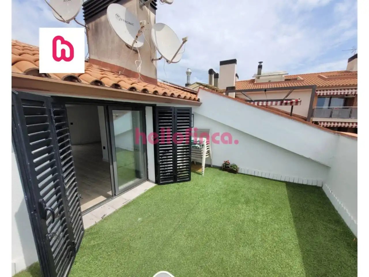 Terrace of Flat for sale in Pineda de Mar  with Heating, Parquet flooring and Terrace