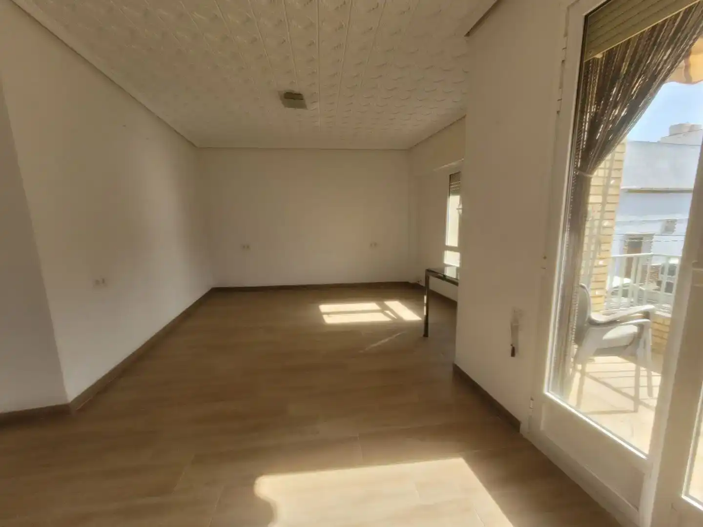 Sala d'estar de Pis en venda en Buñol amb Aire condicionat i Balcó