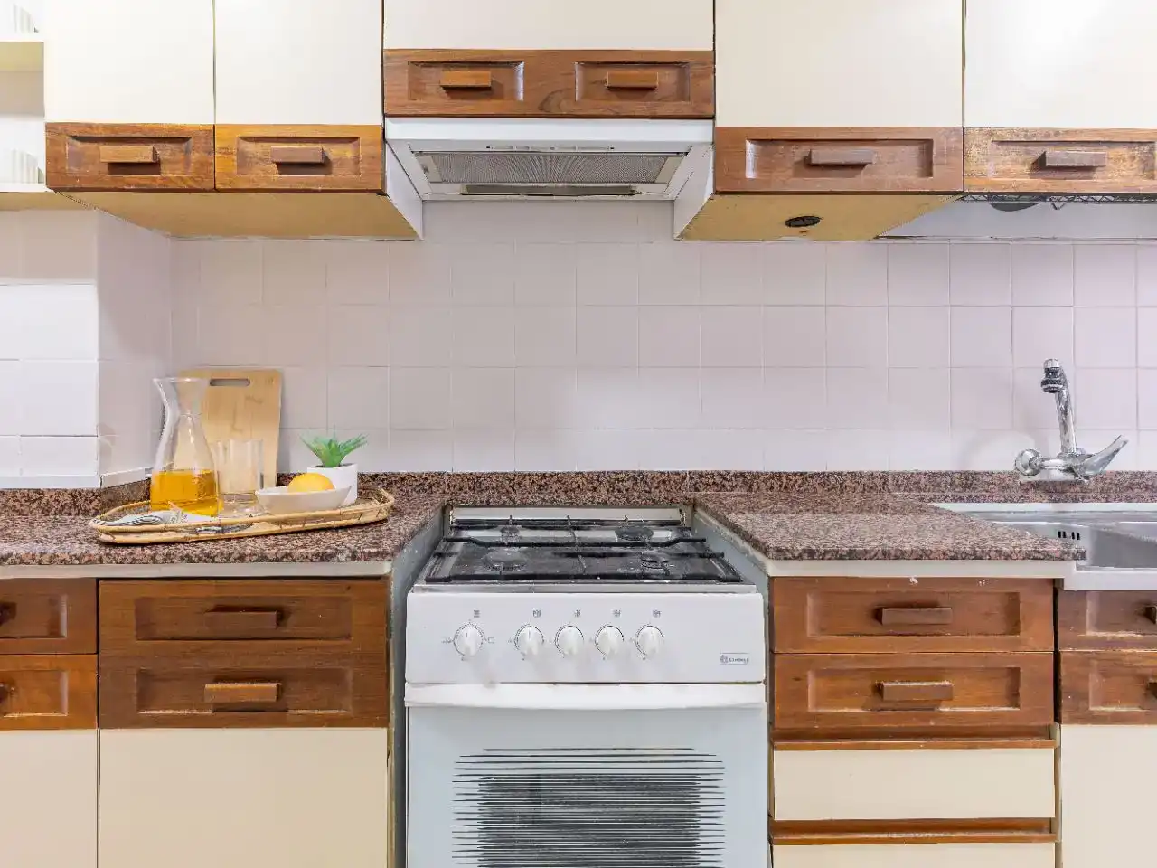 Küche von Wohnung zum Verkauf in  Valencia Capital mit Balkon