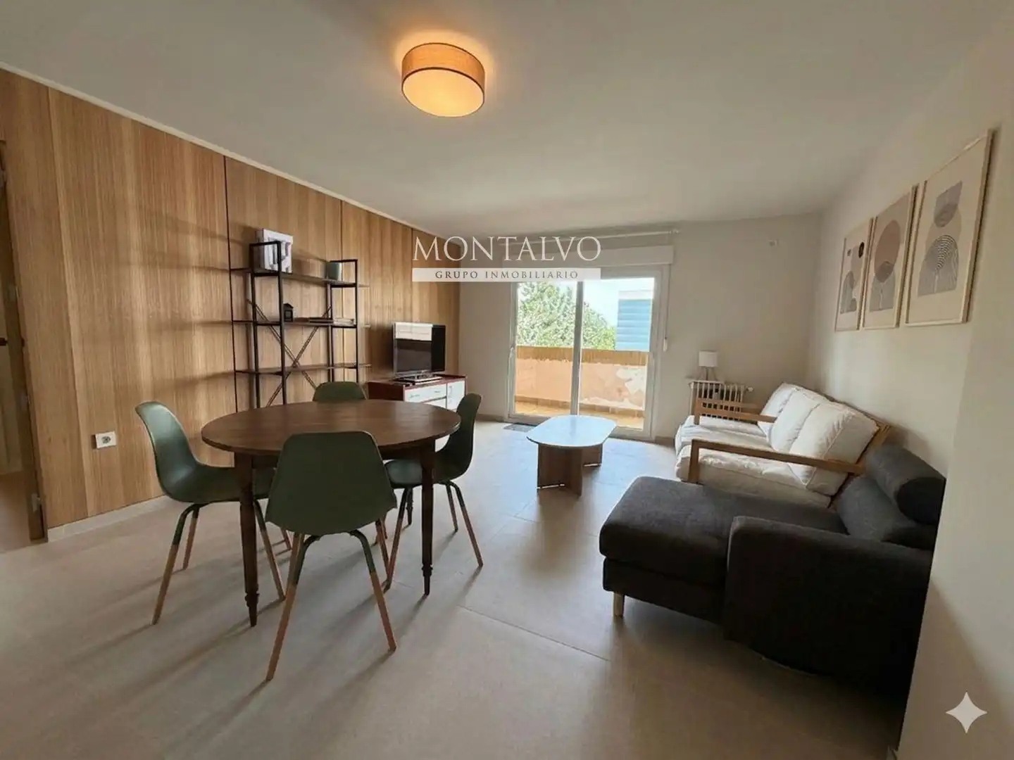 Sala de estar de Piso de alquiler en Granada con Lavadora, Microondas y TV