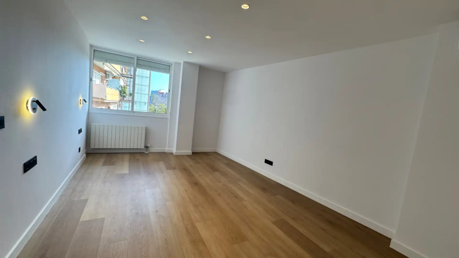 Flat for sale in Carrer Josep Pla, Vista Alegre