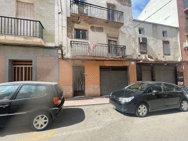 Local comercial en venda a Calle Guillén
