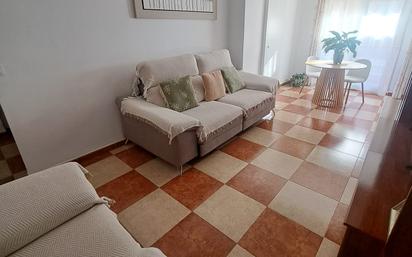 Living room of Flat for sale in Cuenca Capital  with Heating, Furnished and Oven