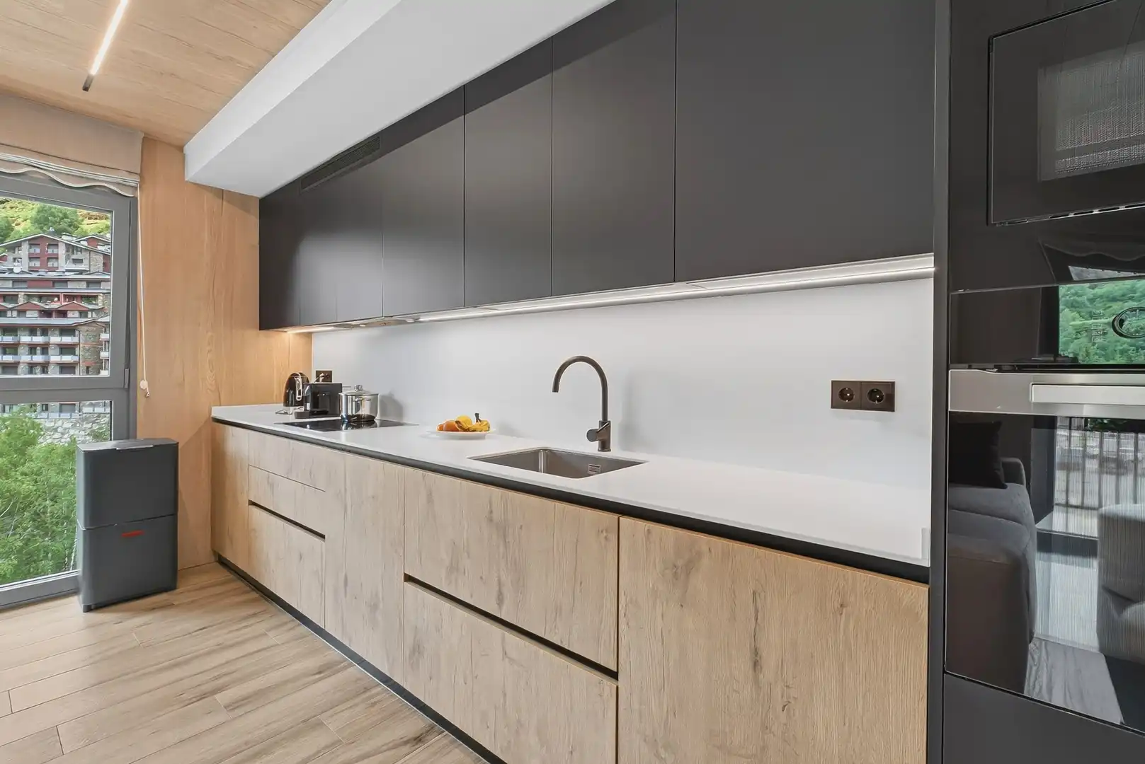 Küche von Wohnung zur Miete in Canillo mit Heizung, Terrasse und Abstellraum