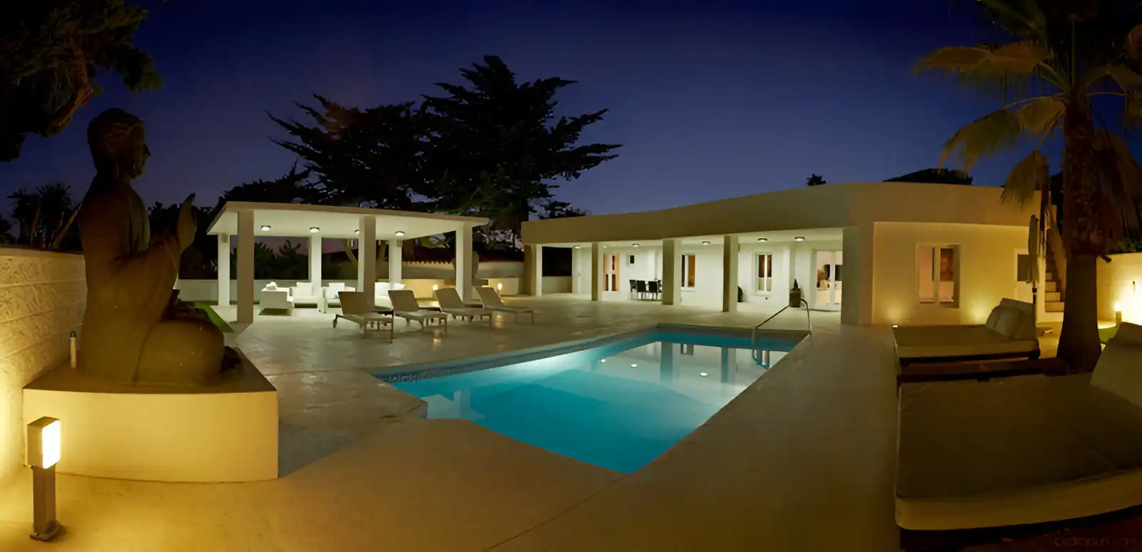 Piscina de Casa o chalet en venta en Marbella con Aire acondicionado, Jardín privado y Terraza