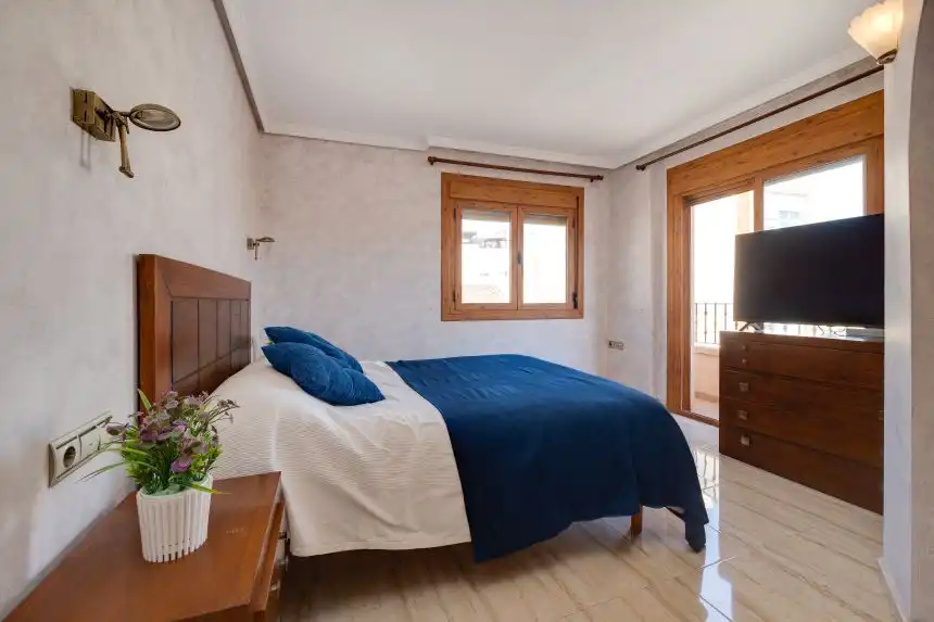 Habitación de Casa adosada en venta en Rojales con Aire acondicionado, Terraza y Amueblado