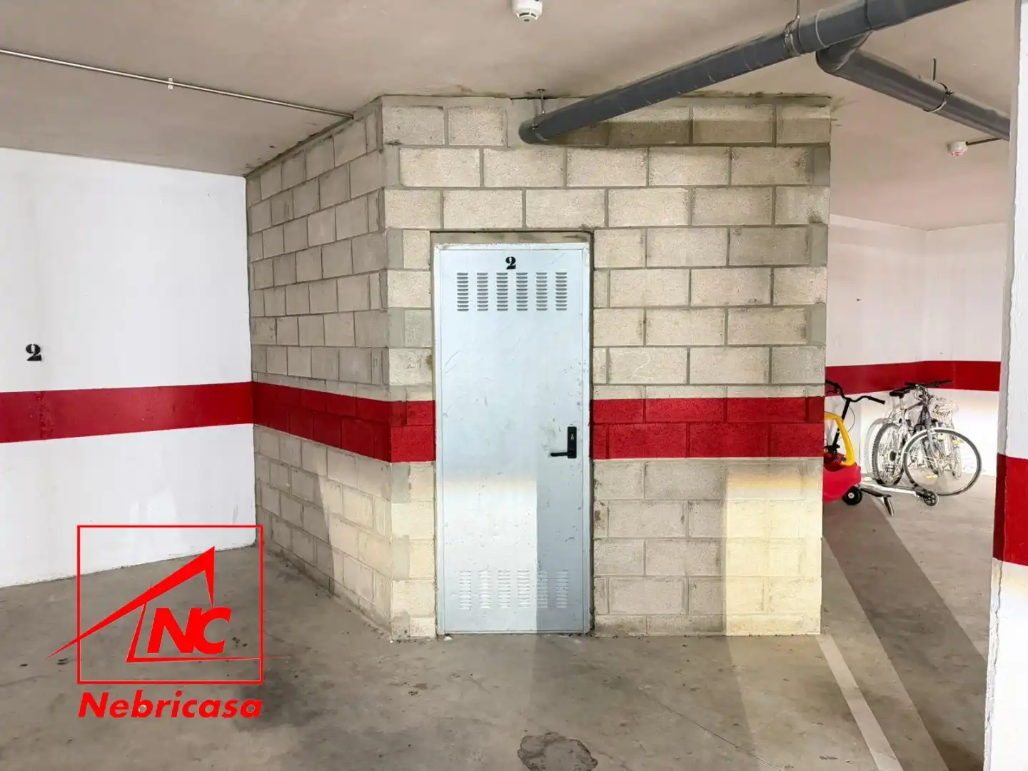 Parking de Piso en venta en Chipiona con Aire acondicionado, Trastero y Piscina