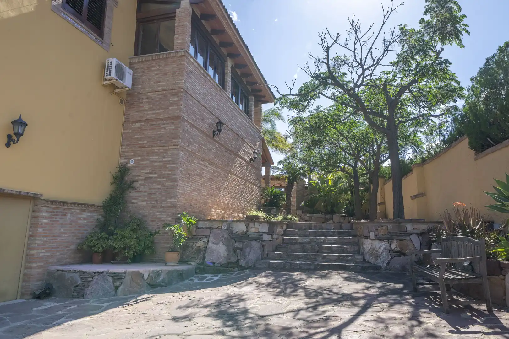 Vista exterior de Finca rústica en venta en Náquera con Aire acondicionado, Calefacción y Terraza
