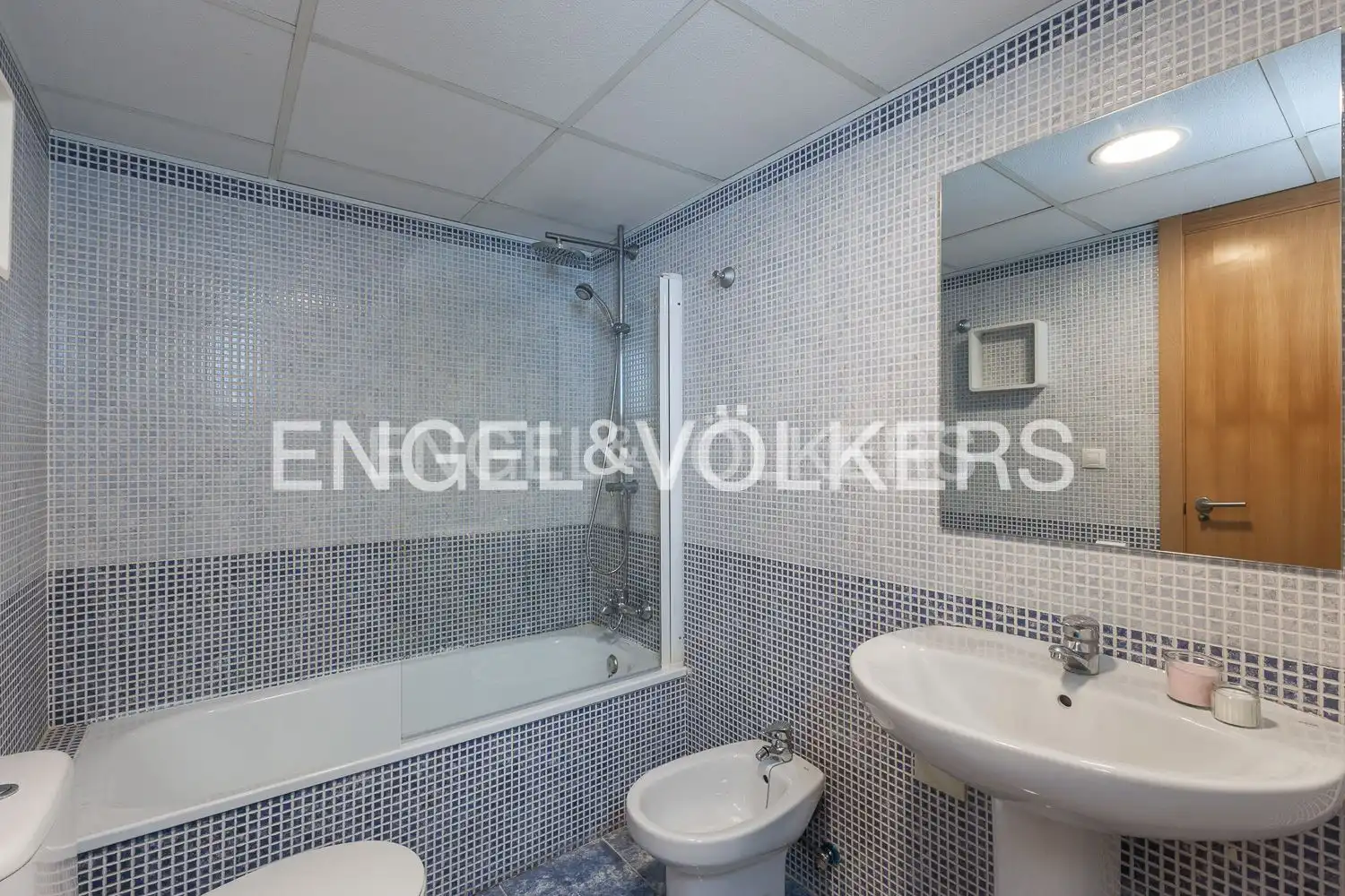 Bathroom of Flat for rent in El Real de Gandia  with Air Conditioner and Heating