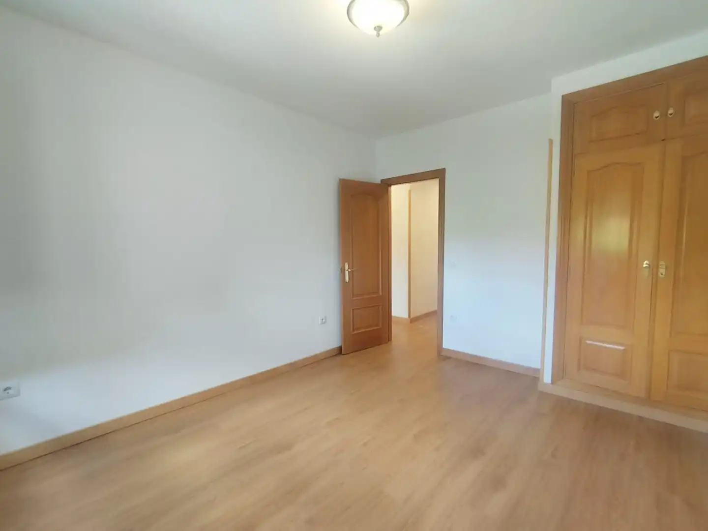 Habitación de Piso de alquiler en Alcalá de Henares con Aire acondicionado y Calefacción