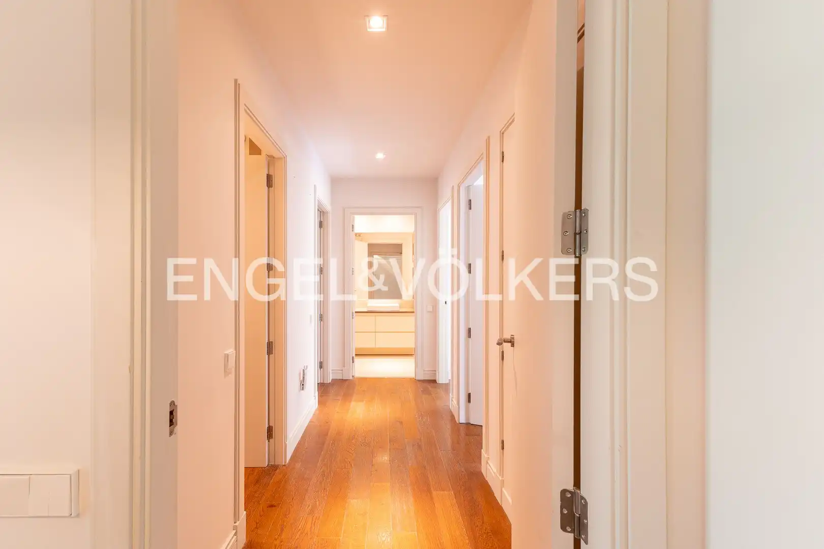 Apartament de lloguer en Madrid amb Aire condicionat, Calefacció i Jardí privat