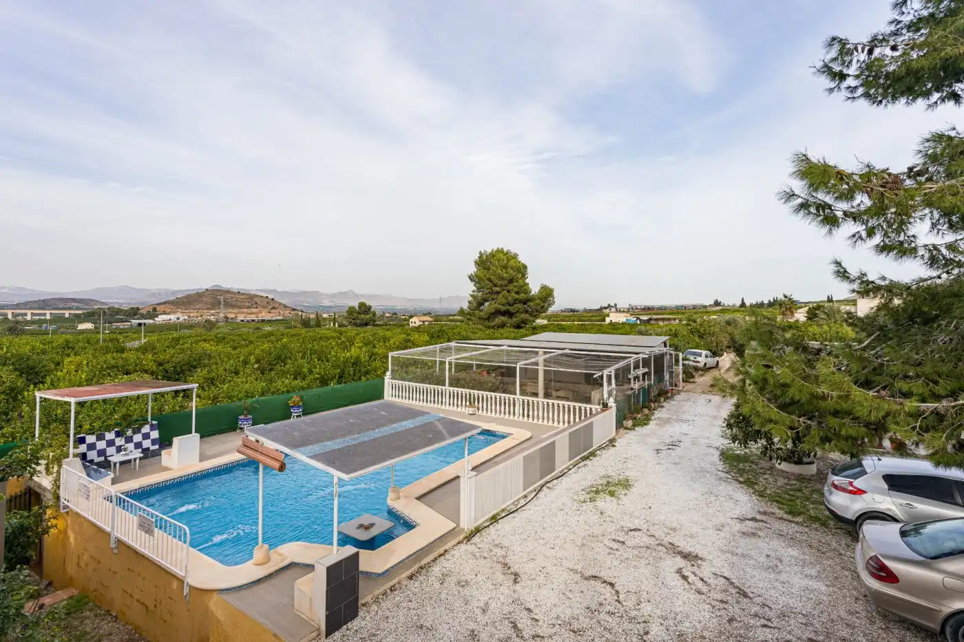 Piscina de Casa o xalet en venda en Orihuela amb Jardí privat, Traster i Piscina