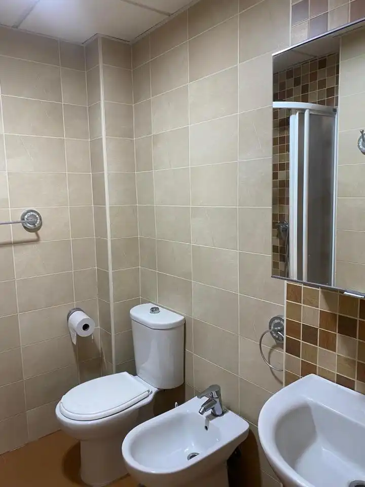 Bathroom of Flat for rent in Dos Hermanas  with Air Conditioner and Furnished