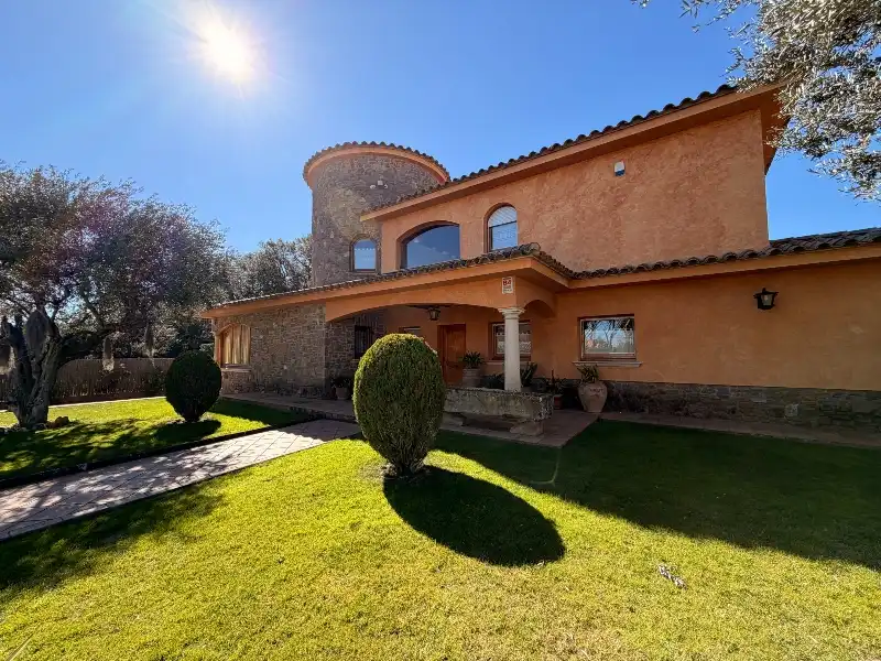 Exterior view of Houses for sale in Mont-ras  with Air Conditioner, Heating and Private garden