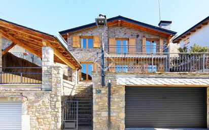 Außenansicht von Haus oder Chalet zum verkauf in Bellver de Cerdanya mit Heizung und Balkon