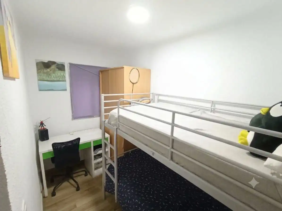 Habitación de Apartamento en venta en Madrid con Calefacción
