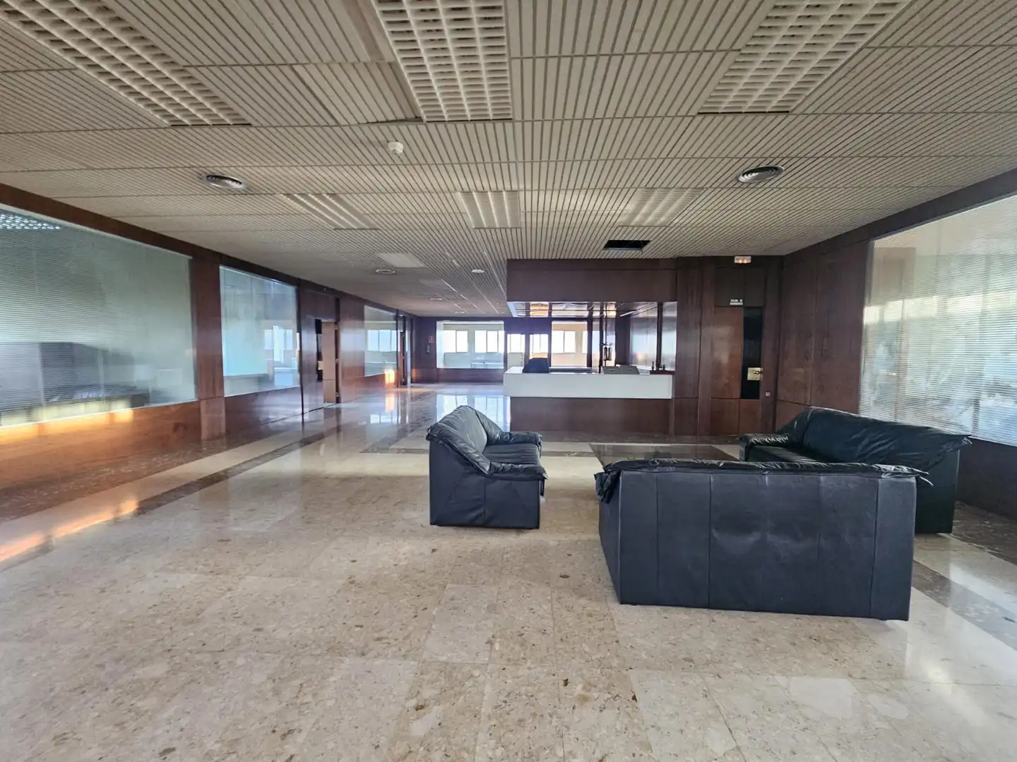 Büro zur Miete in Sant Quirze del Vallès mit Klimaanlage und Heizung