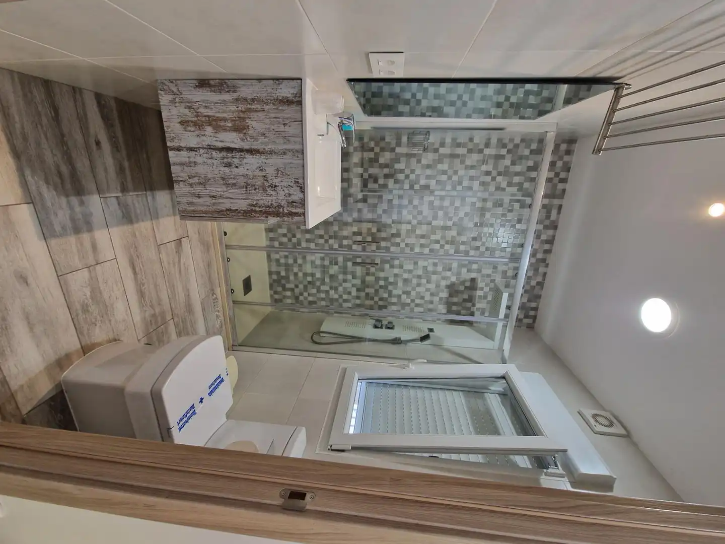 Badezimmer von Gebäude zur Miete in Outes