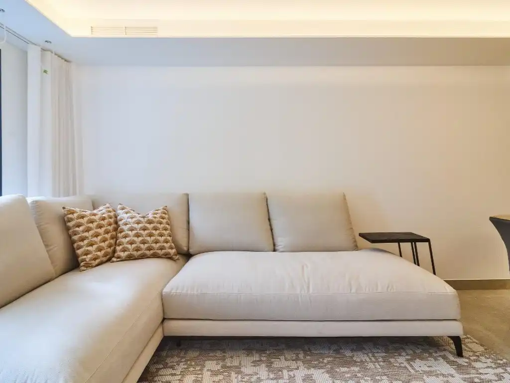 Wohnzimmer von Wohnung zum Verkauf in Fuengirola mit Klimaanlage, Terrasse und Ofen