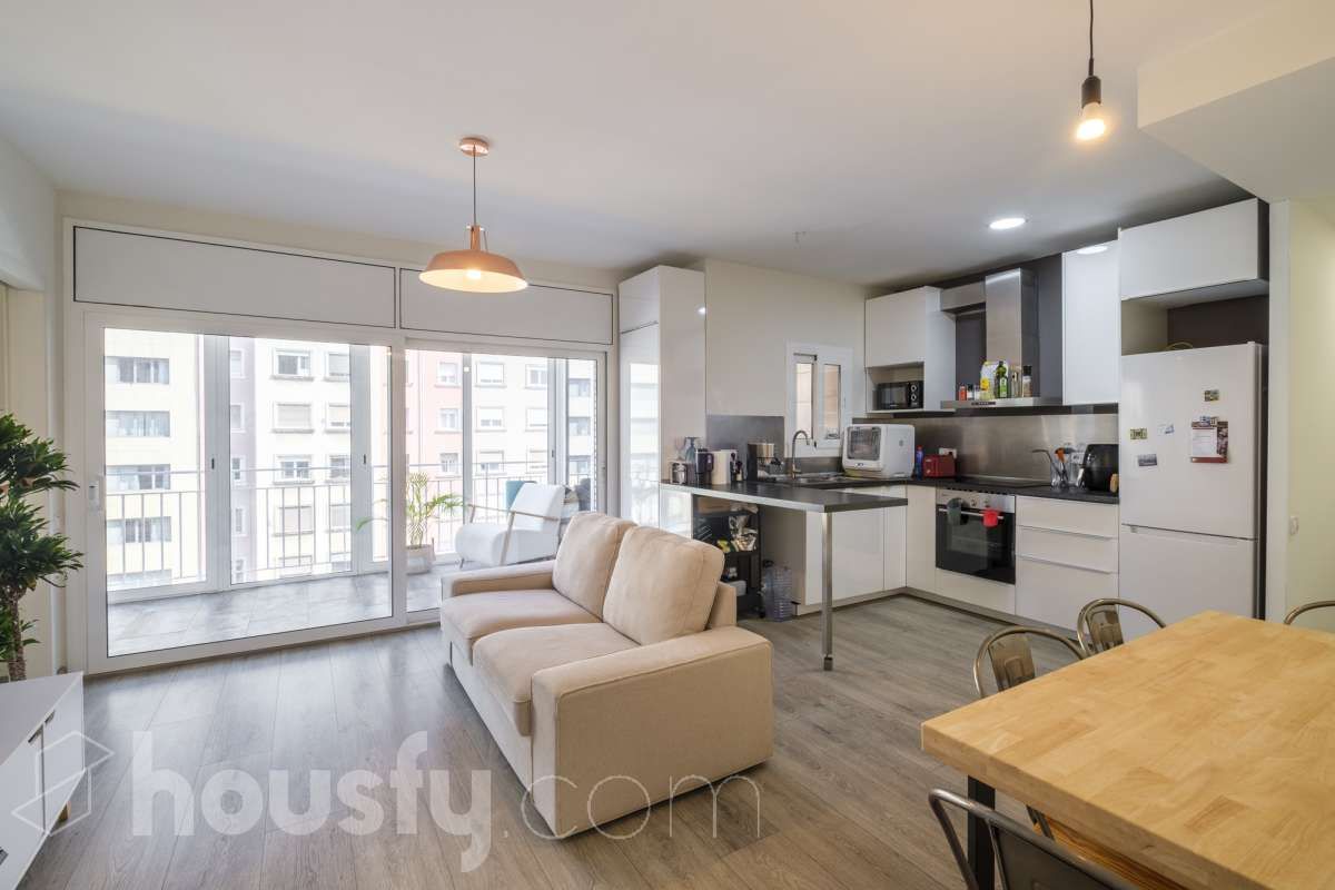 Living room of Flat for sale in  Barcelona Capital  with Air Conditioner and Terrace