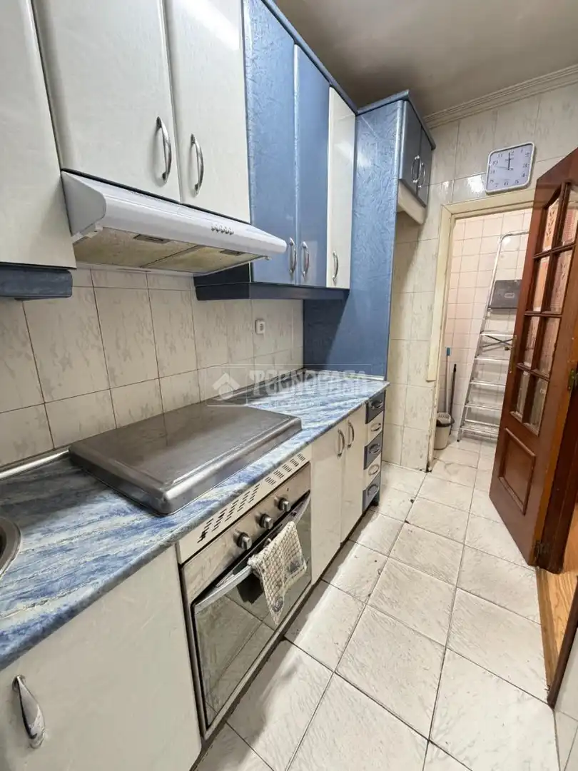 Küche von Wohnung zum Verkauf in Arganda del Rey mit Klimaanlage und Heizung