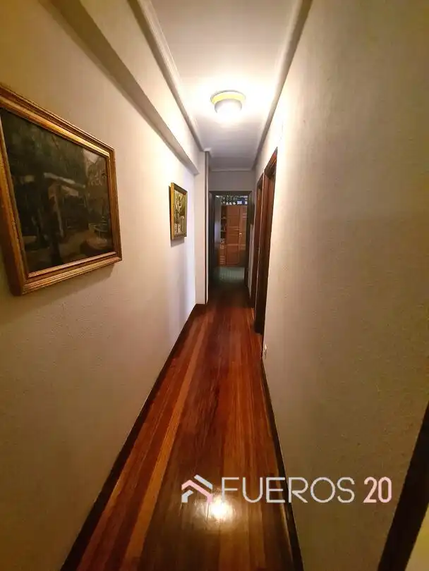 Piso en venta en Barakaldo  con Calefacción, Terraza y Trastero