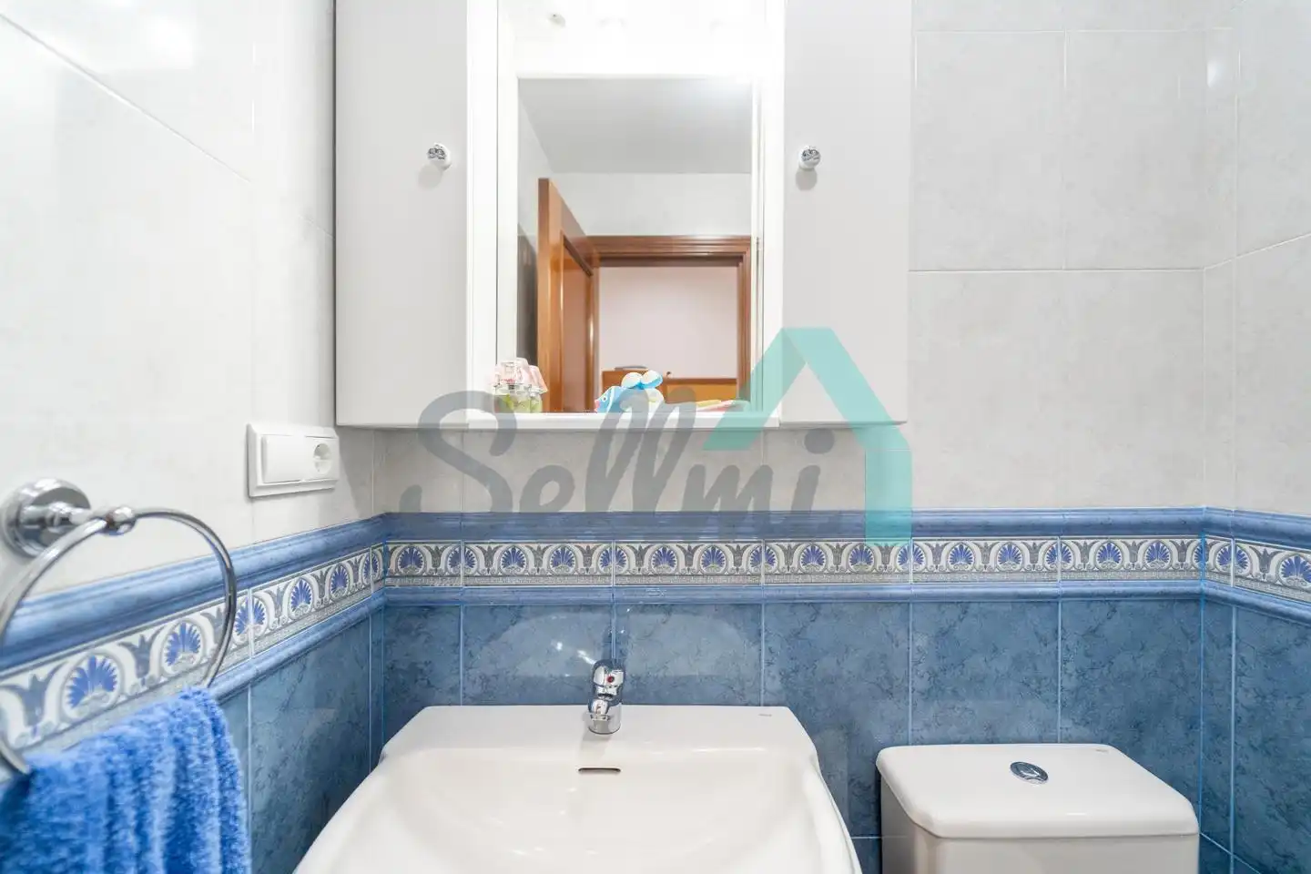 Bathroom of Flat for sale in Cangas de Onís  with Heating and Terrace