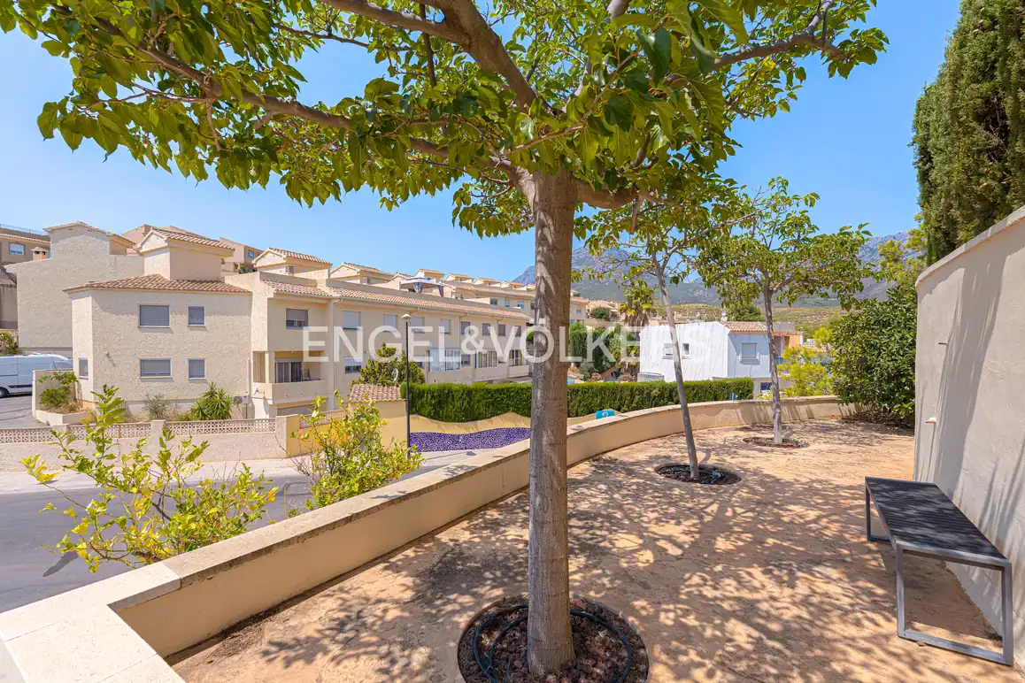 Terraza de Casa o chalet en venta en La Nucia con Aire acondicionado, Jardín privado y Piscina