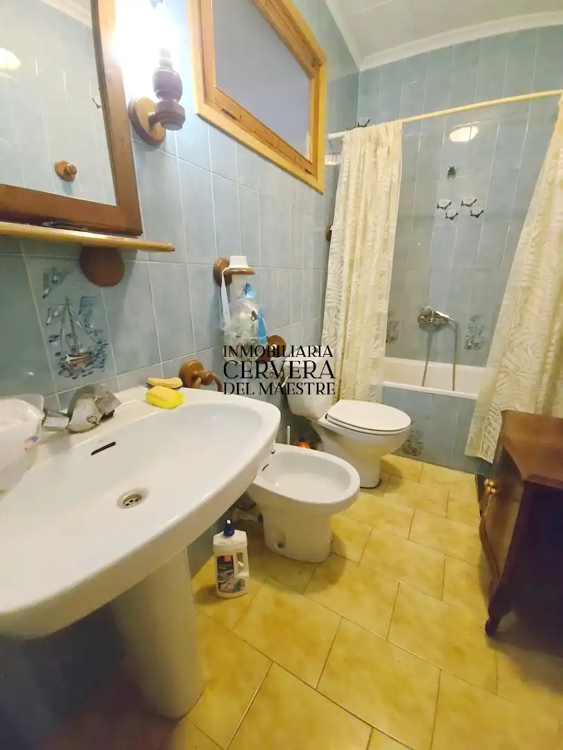 Badezimmer von Einfamilien-Reihenhaus zum Verkauf in Xert