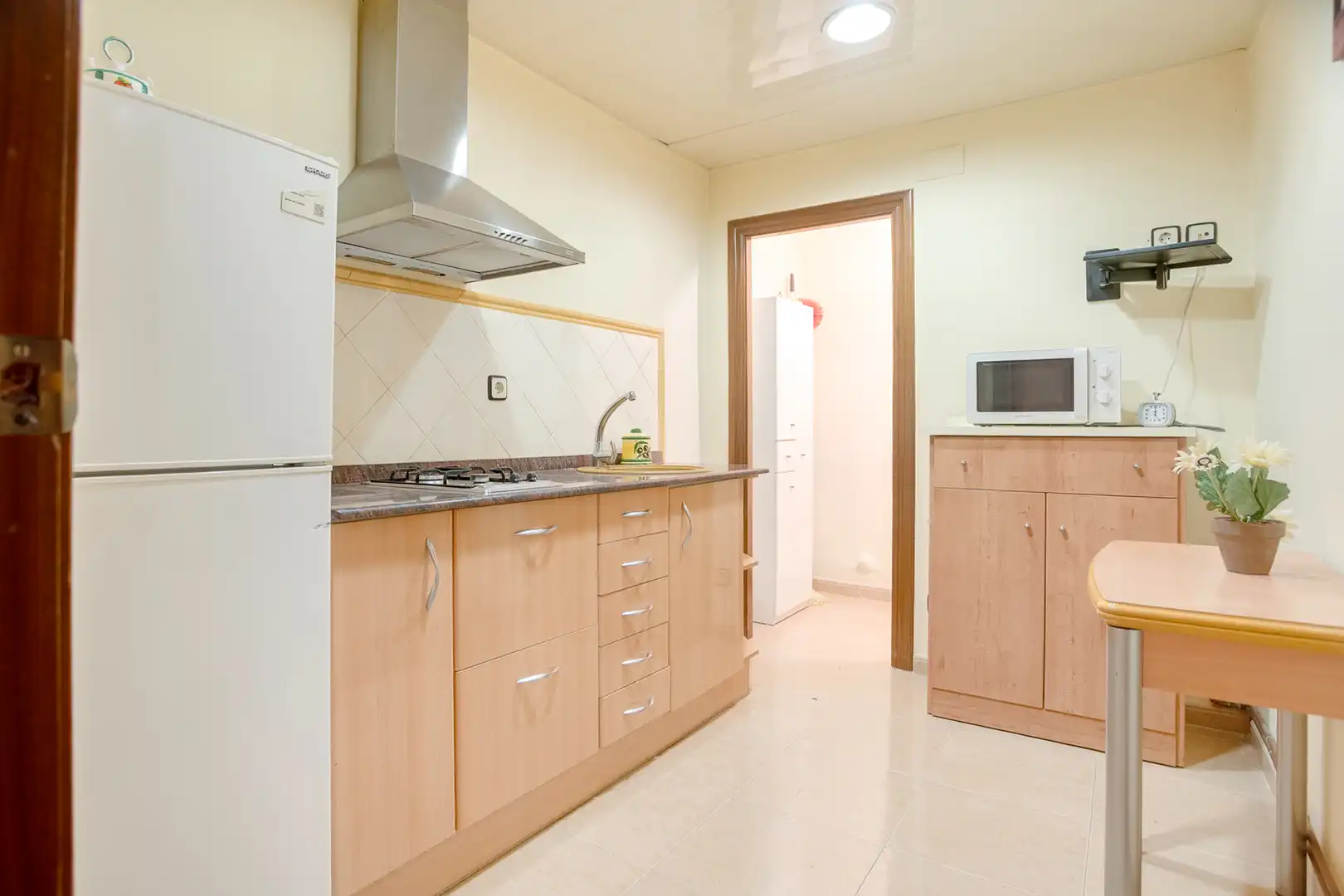 Kitchen of Flat for sale in L'Hospitalet de Llobregat