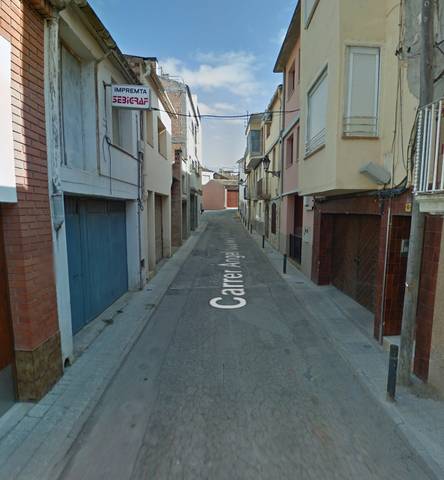 Piso en Venta en Carrer Àngel Guimerà en Navarcles