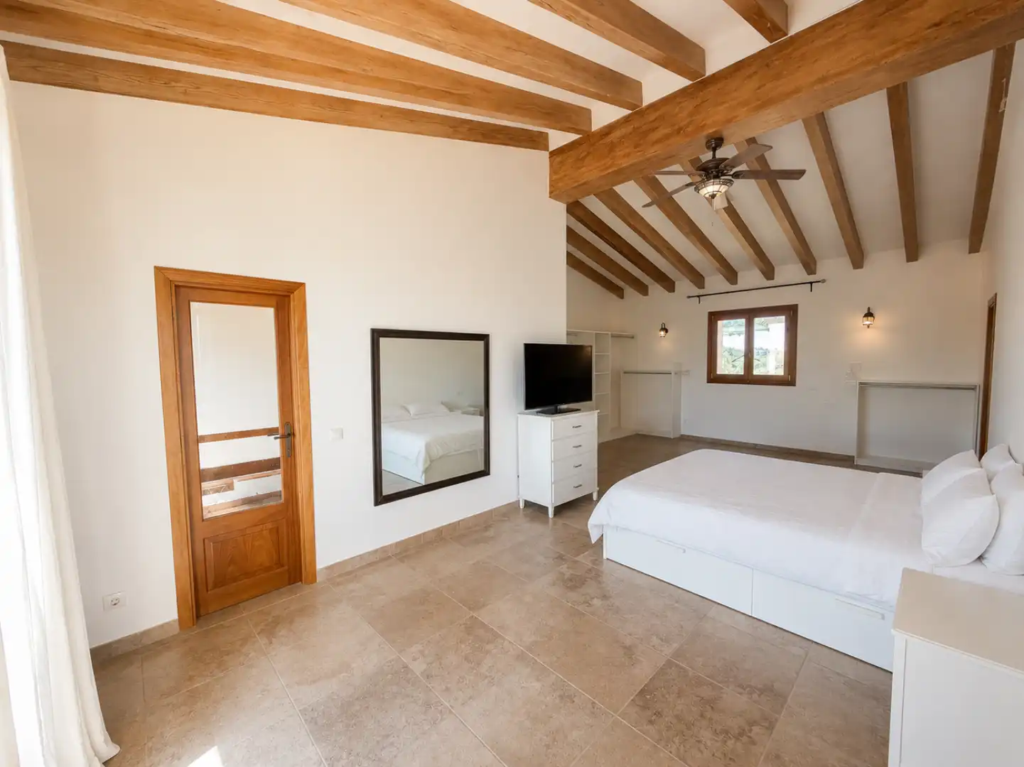 Dormitori de Casa o xalet en venda en Lloret de Vistalegre amb Aire condicionat, Terrassa i Piscina