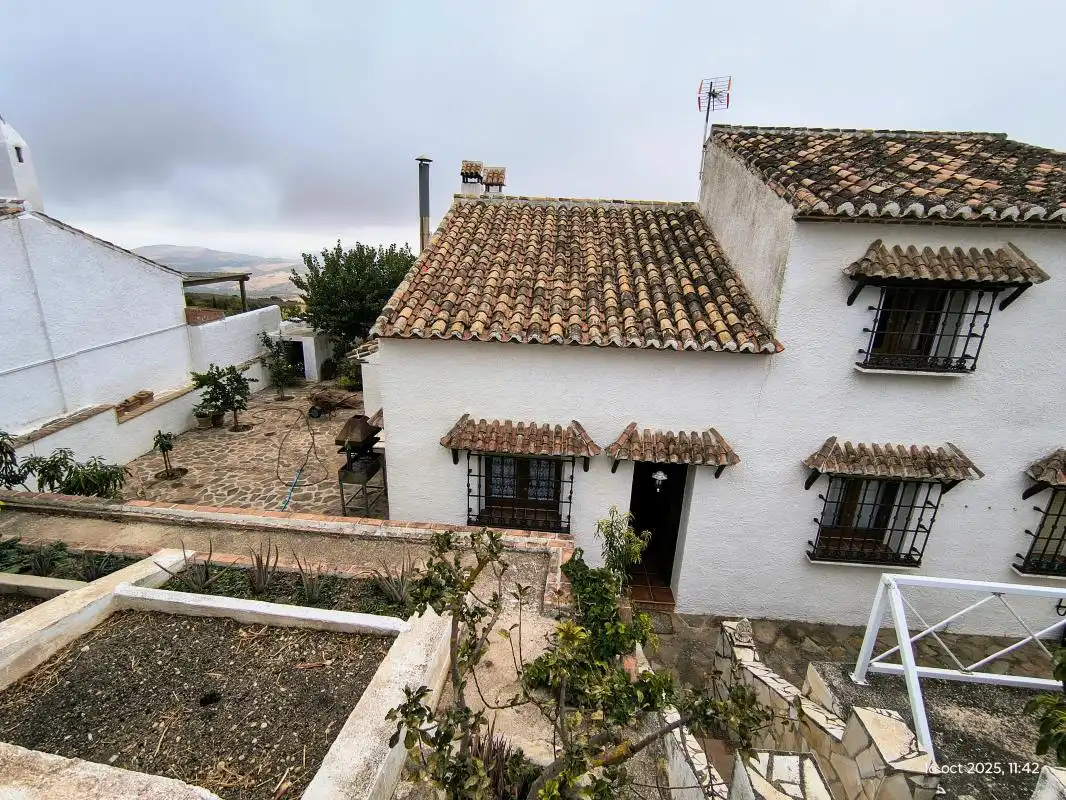 Vista exterior de Finca rústica en venta en Antequera con Calefacción, Jardín privado y Terraza