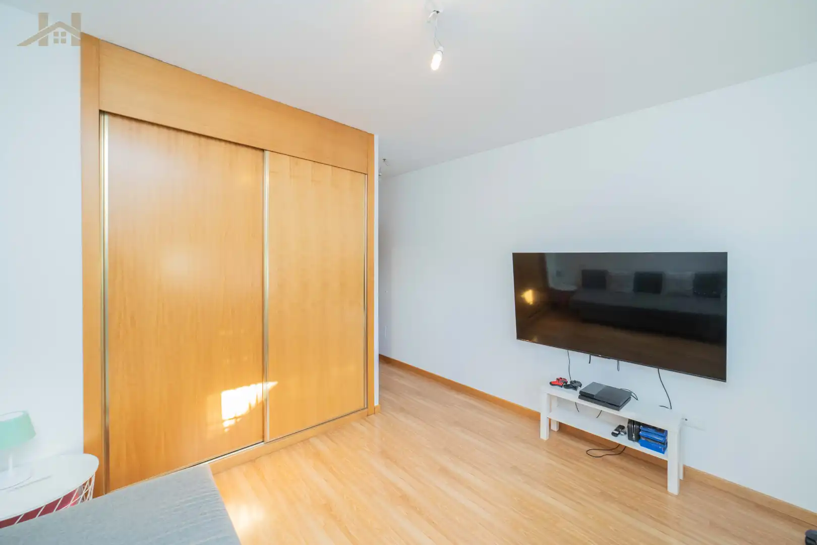Doppelhaushälfte mit Terrasse zum Verkauf in Avenida del Cantábrico 286, imagen 25
