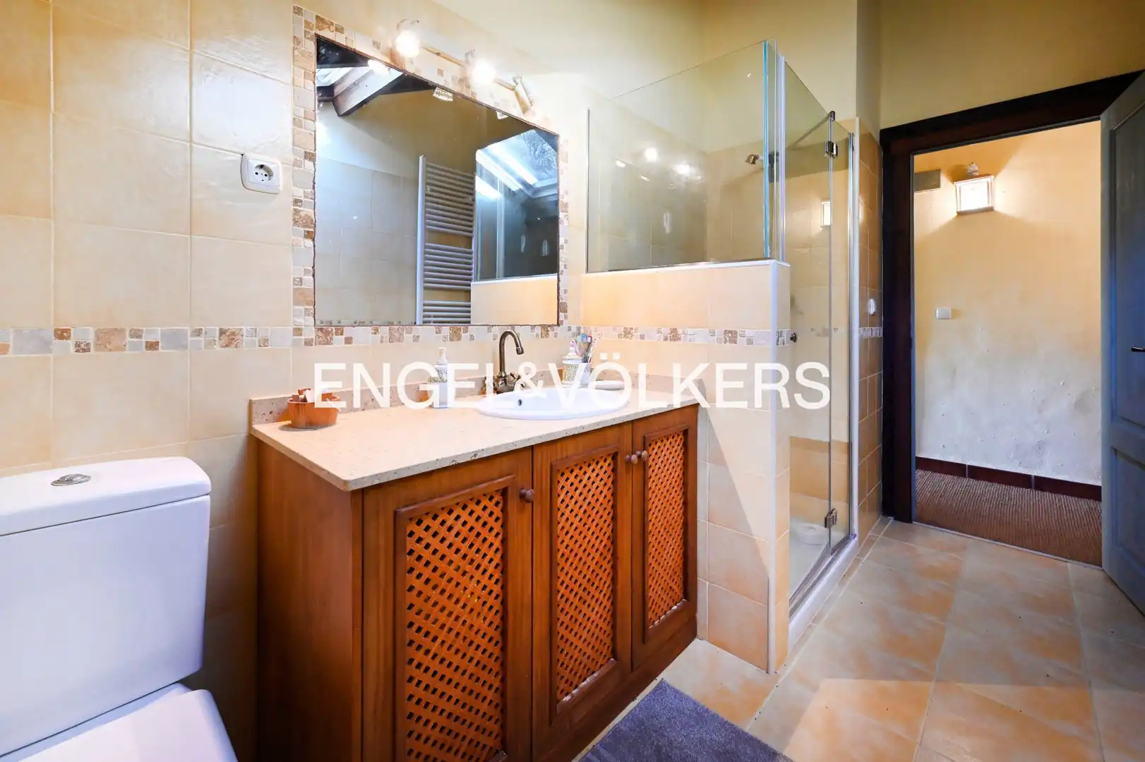 Baño de Finca rústica en venta en Voto con Calefacción, Jardín privado y Terraza