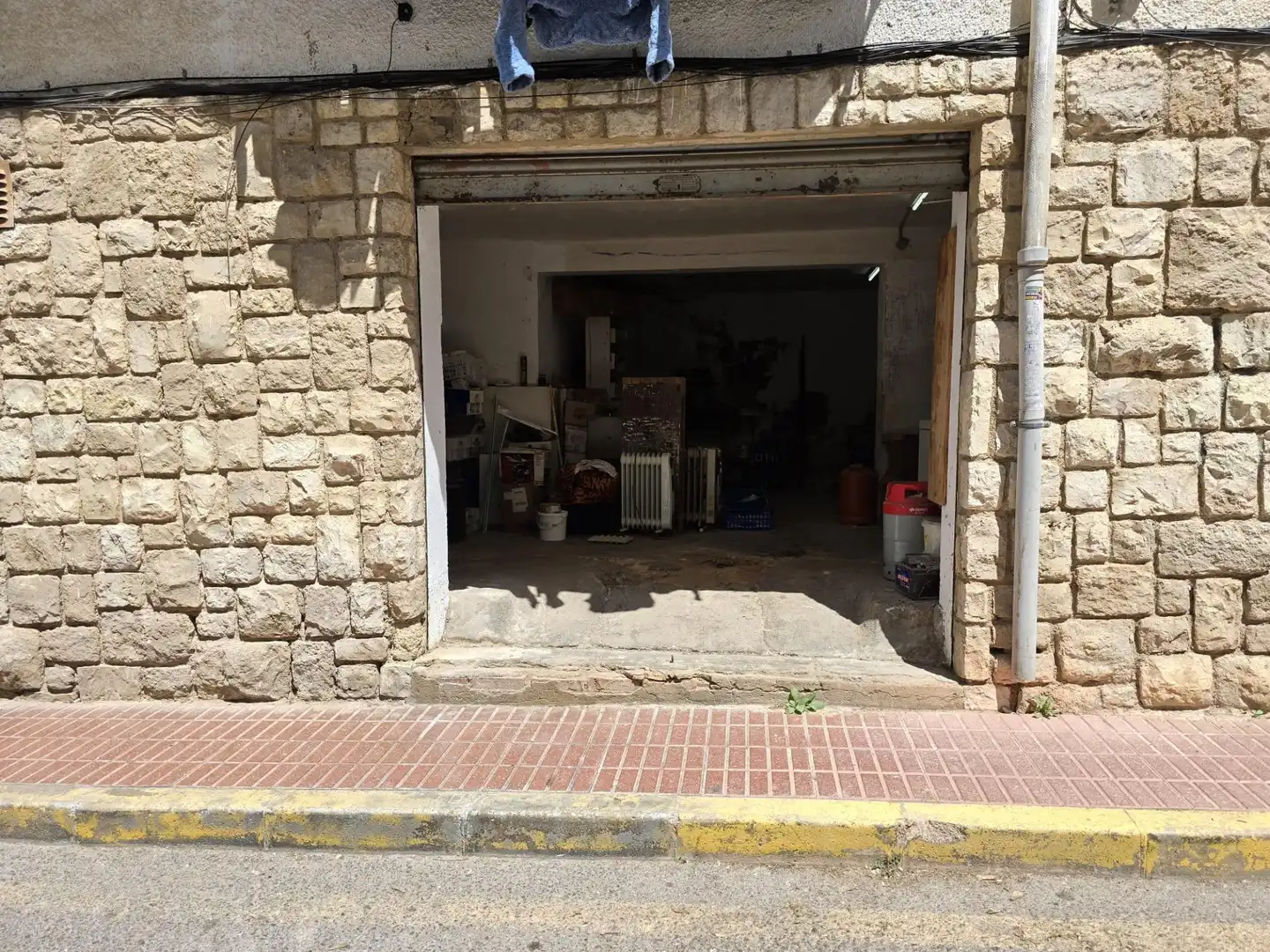 Local en venta en CAPITAN CORTES, Colonia Madrid