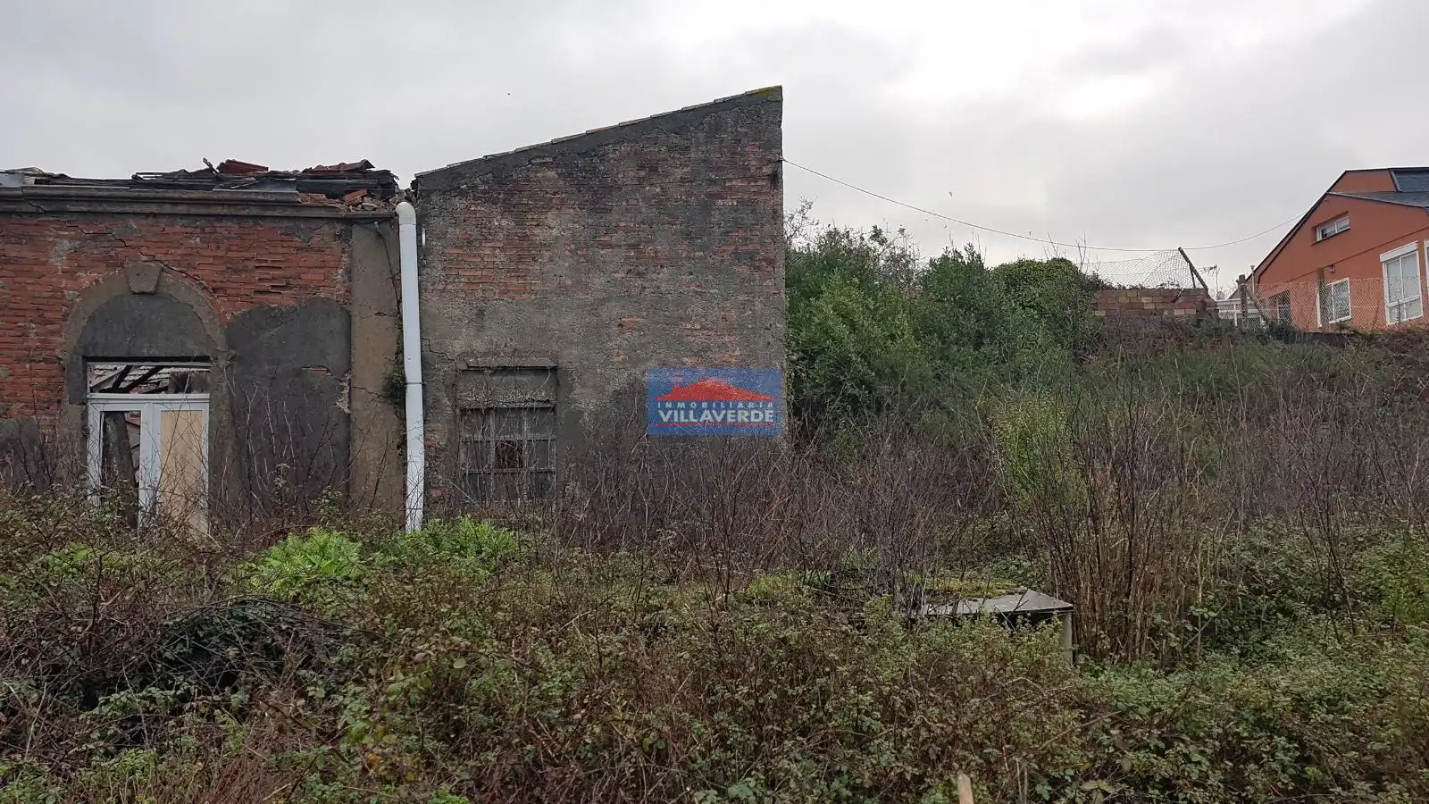 Fabrikhallen zum Verkauf in Cangas 