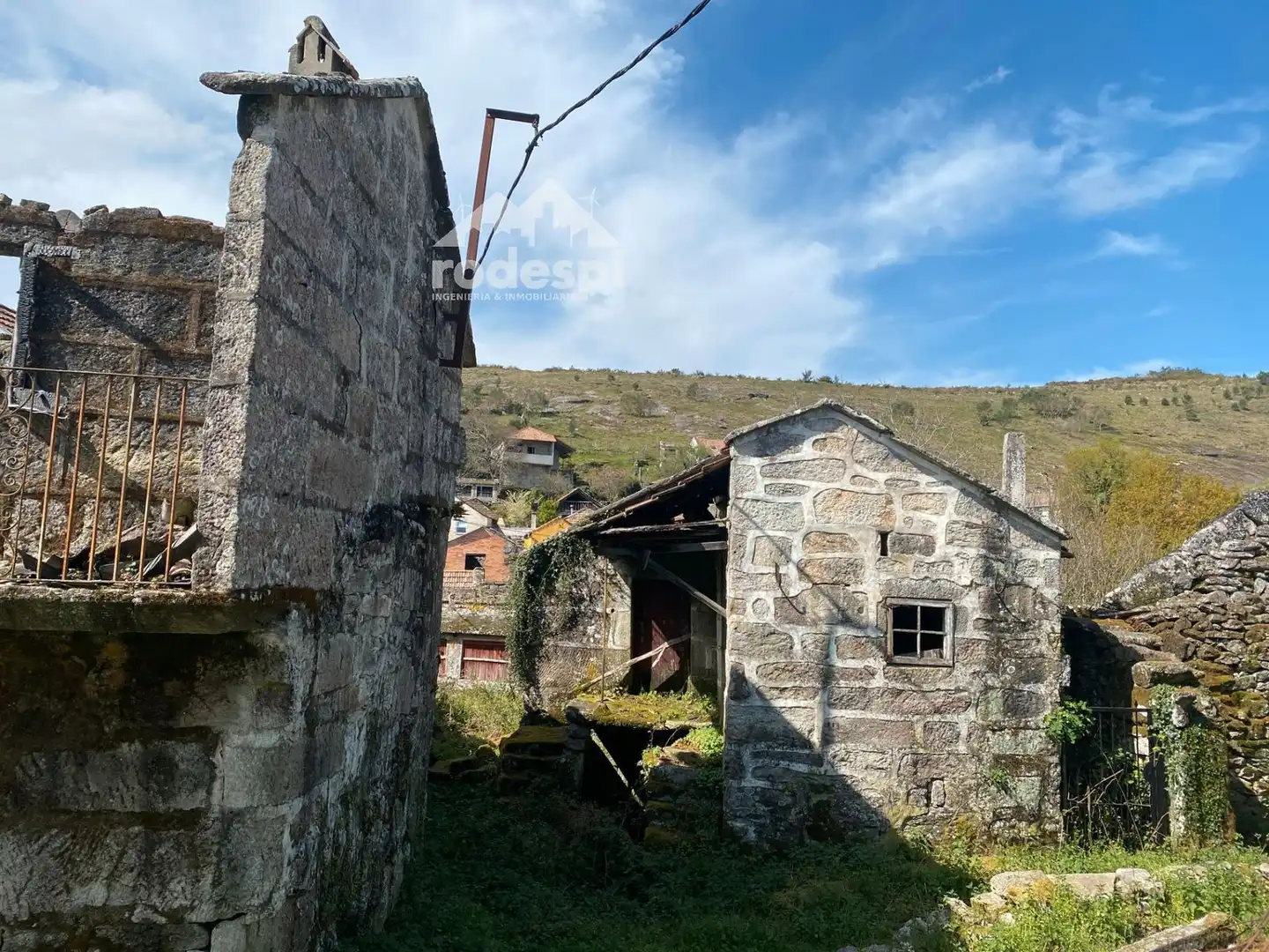 Vista exterior de Casa adosada en venta en Melón