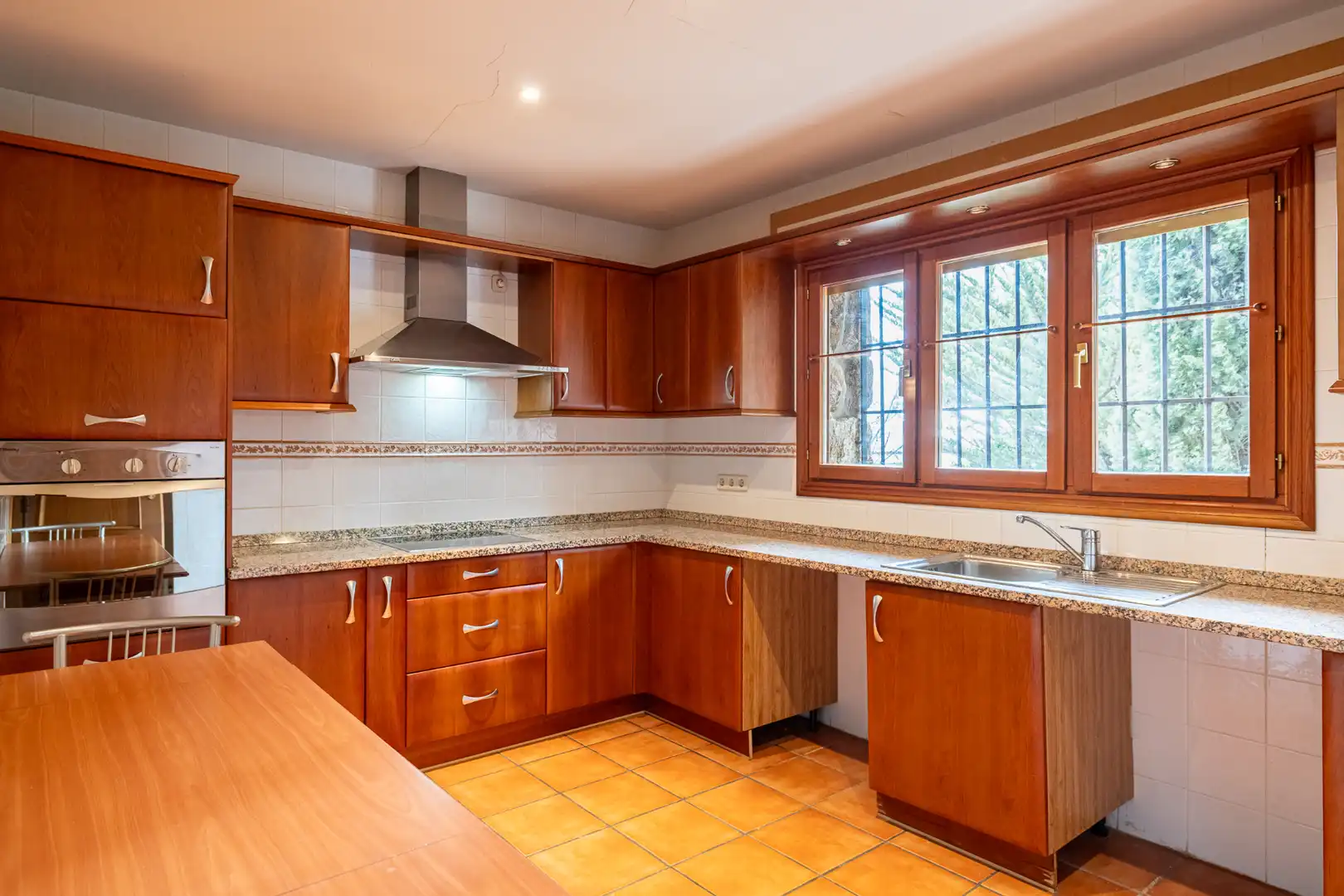 Cocina de Casa o chalet en venta en Navacerrada con Calefacción, Jardín privado y Terraza