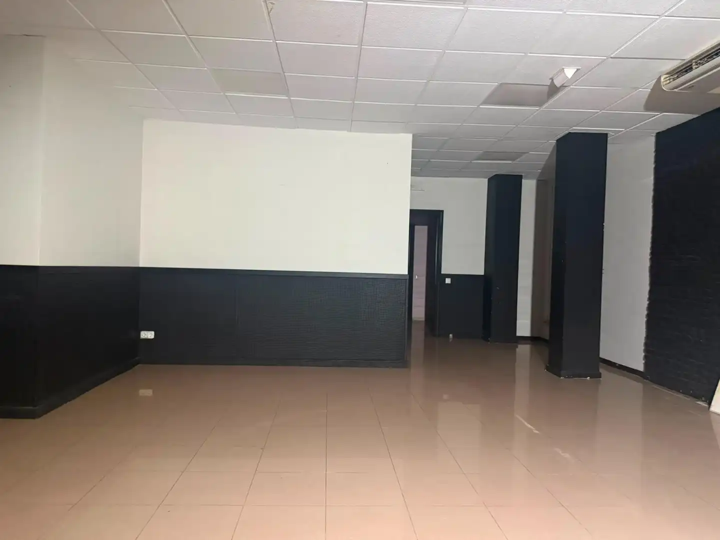 Local comercial en venta en Montigalà - Sant Crist, imagen 15