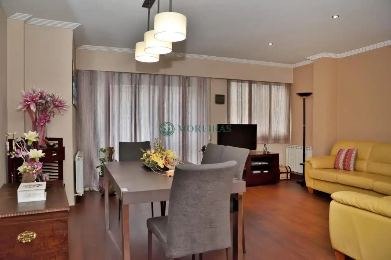 Esszimmer von Wohnung zum Verkauf in Ourense Capital  mit Heizung, Abstellraum und Balkon