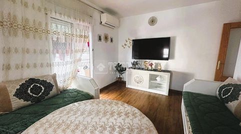 Foto 2 de Piso en venta en Pintores - Ferial, Parla