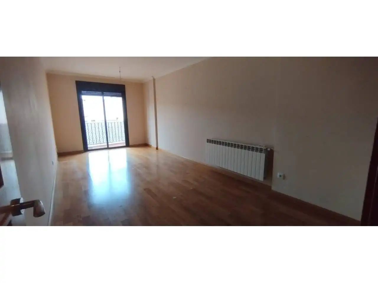 Dormitori de Dúplex de lloguer en  Toledo Capital amb Calefacció, Moblat i Balcó