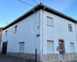 Vista exterior de Casa o xalet en venda en Santa María de Ordás