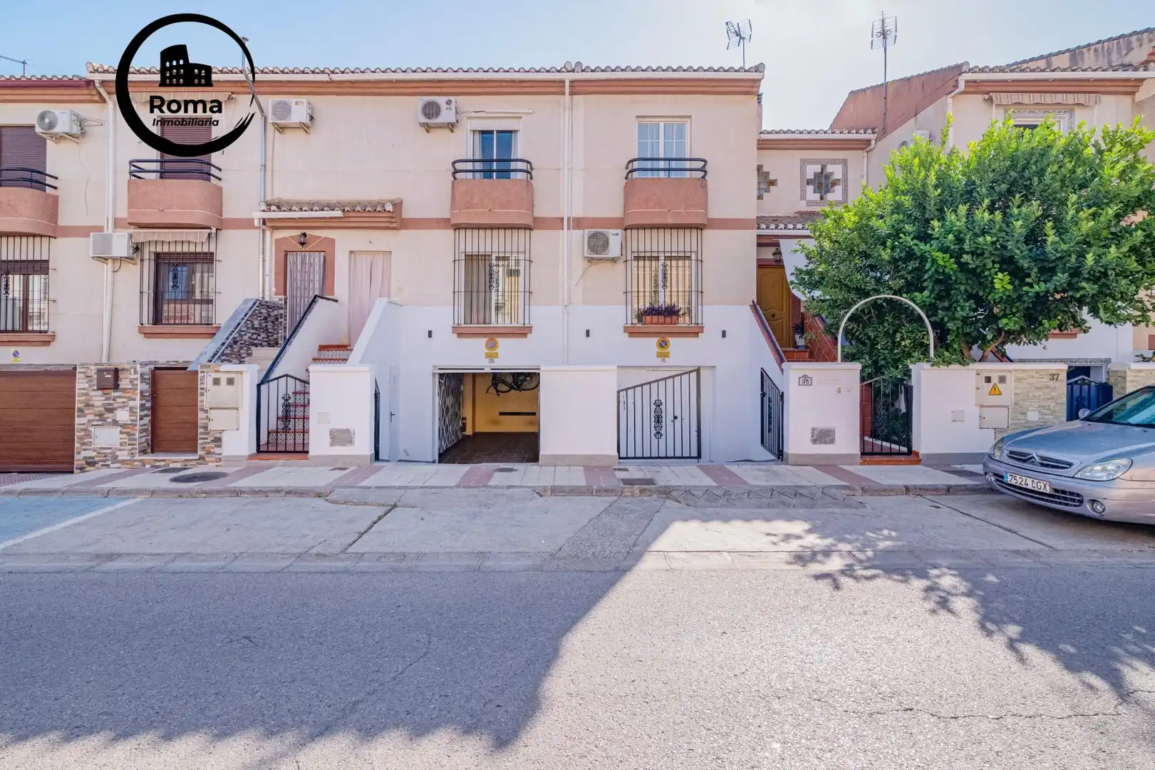 Maison mitoyenne avec piscine à vendre à Chauchina