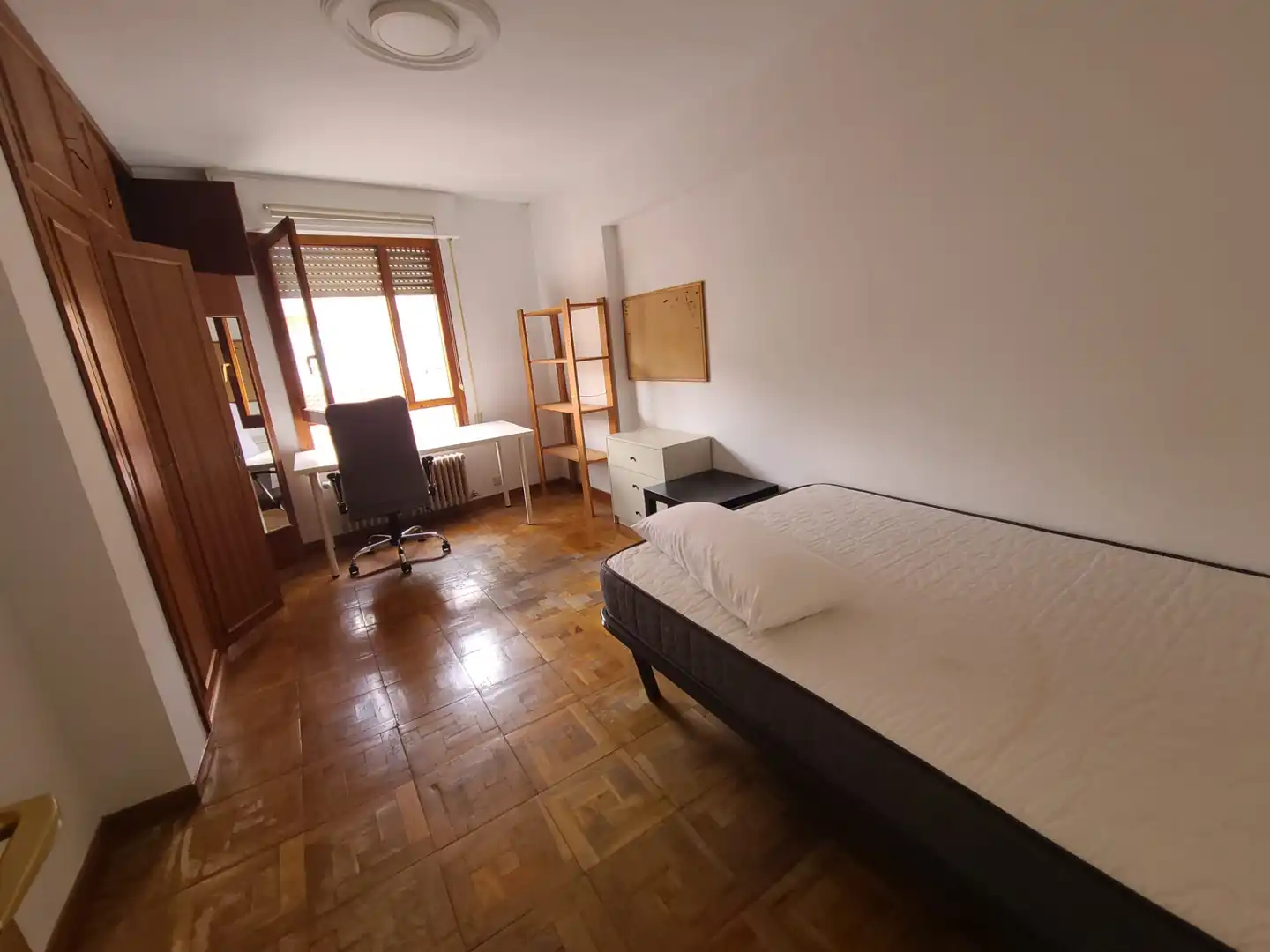 Wohnung zur Miete in Calle Rúa Oscura, Centro
