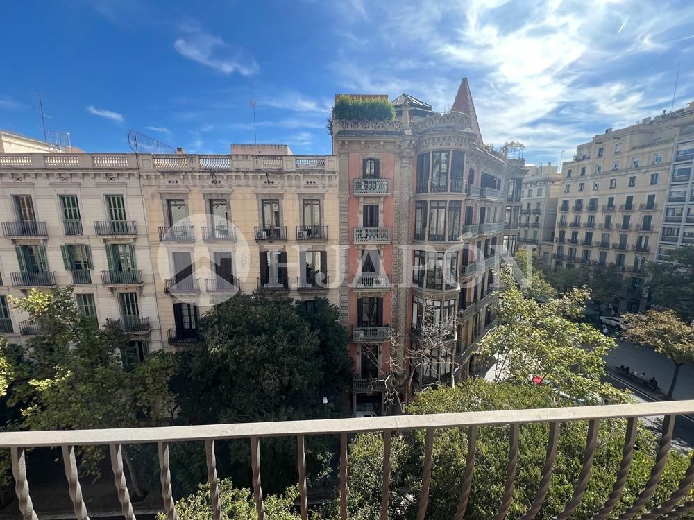 Pis de lloguer a Dreta de l'Eixample, Eixample