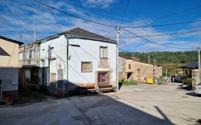 Vista exterior de Casa o xalet en venda en Larouco amb Jardí privat