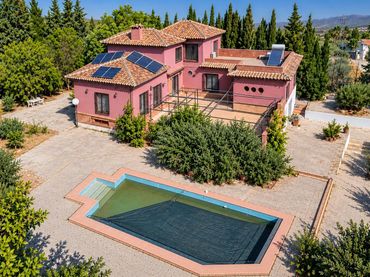 Casa rústica con piscina en venta en CAMPIÑUELA
